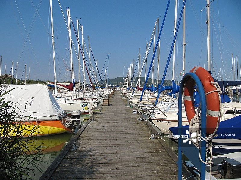 巴拉顿湖港口风光图片素材