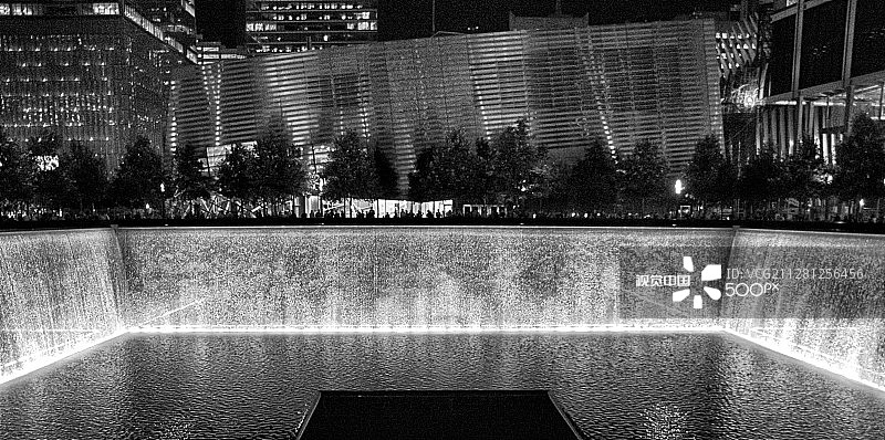 倒影池图片素材