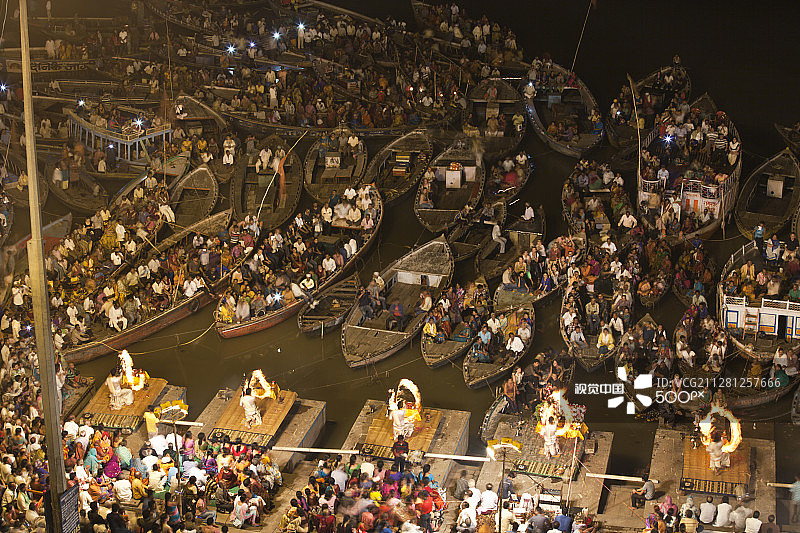 瓦拉纳西恒河仪式图片素材