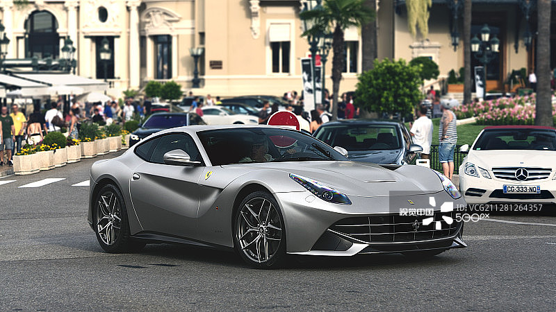 法拉利F12berlinetta图片素材