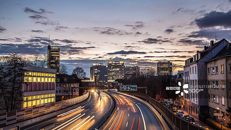 埃森A40日落图片素材