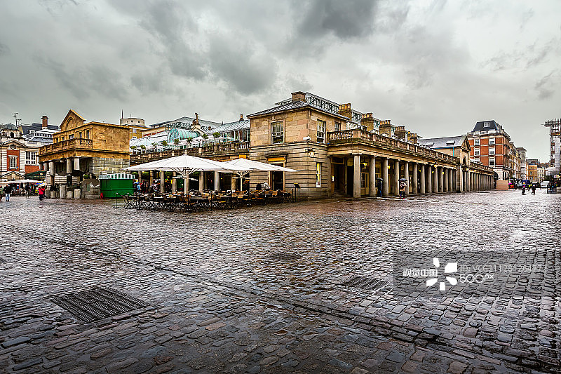 雨天的科文特花园图片素材