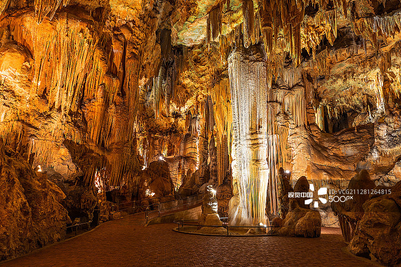 卢雷岩洞图片素材