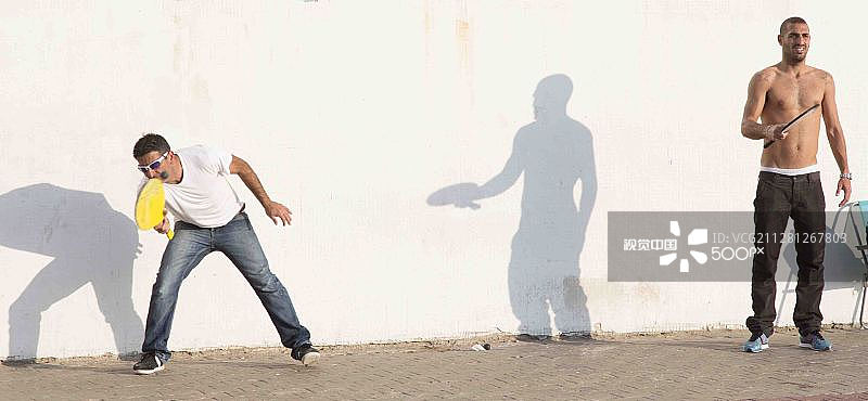 特拉维夫的沙滩排球运动员图片素材