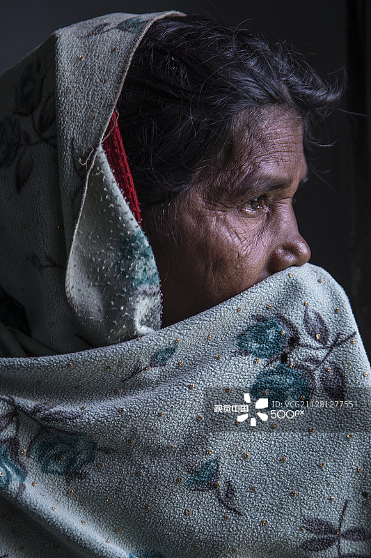 火车上的陌生人图片素材