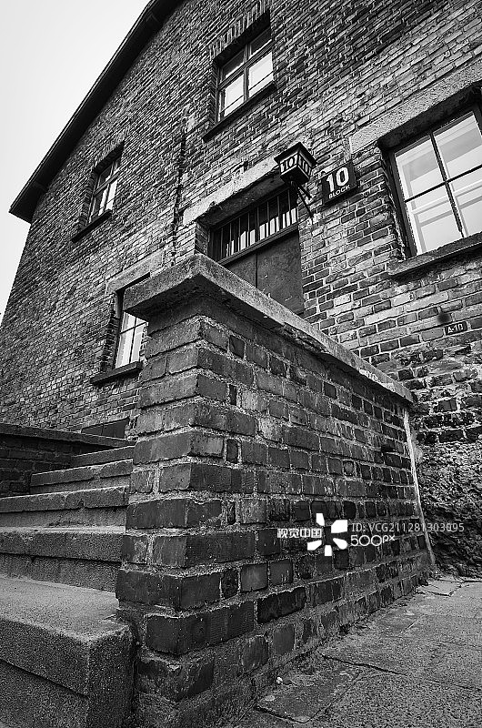 奥斯维辛集中营10号楼图片素材