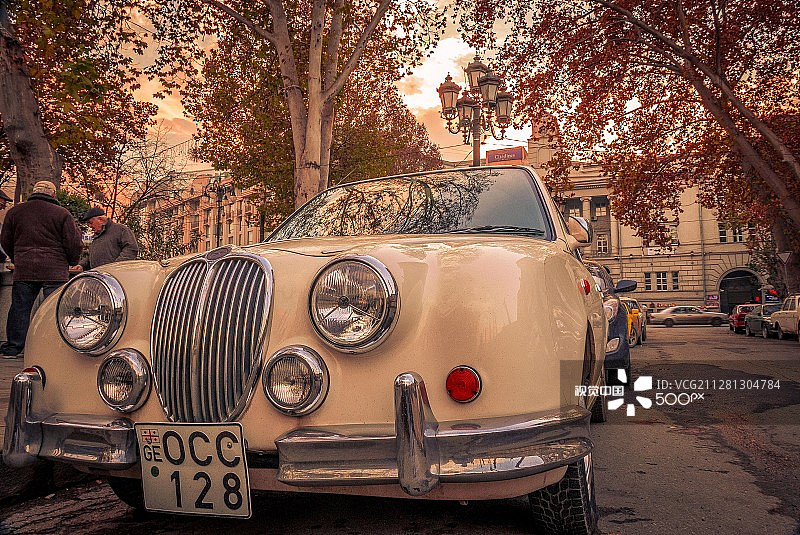 老当益壮图片素材