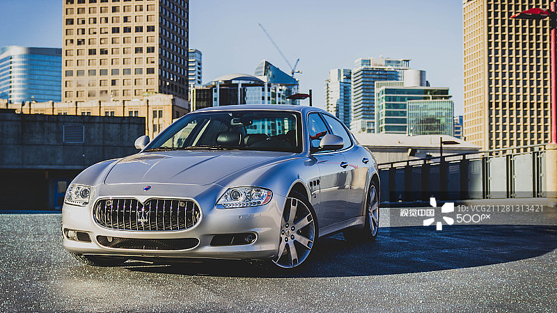 玛莎拉蒂Quattroporte S图片素材