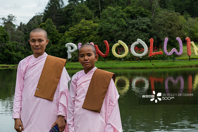 彬乌伦花园的新手图片素材
