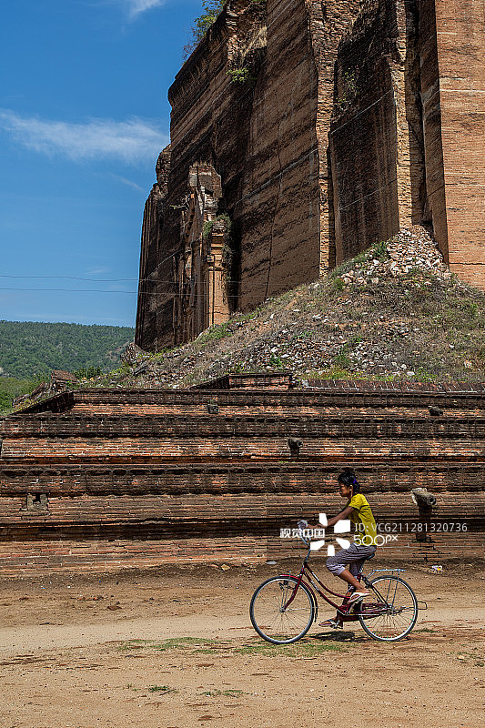 敏贡佛塔2号图片素材