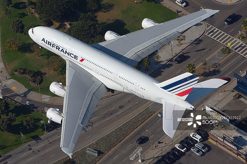 法国航空A380抵达洛杉矶国际机场图片素材
