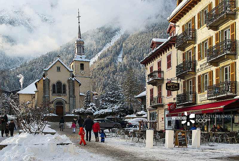 夏慕尼教堂图片素材