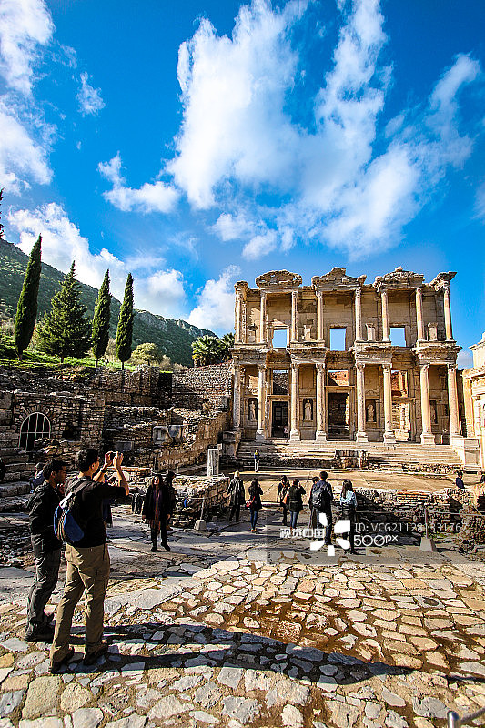 阳光明媚的以弗所图片素材