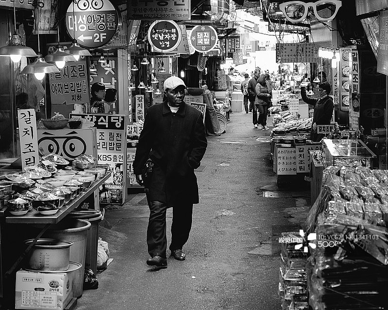 被注视图片素材