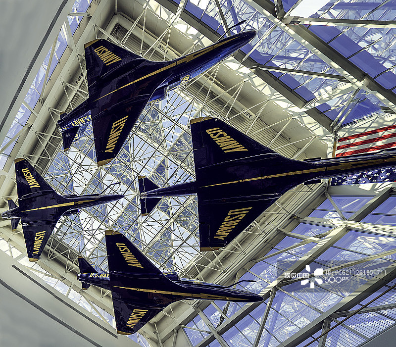 蓝色天使图片素材