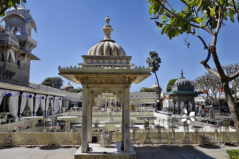 乌代浦皮丘拉湖贾格曼迪尔岛图片素材