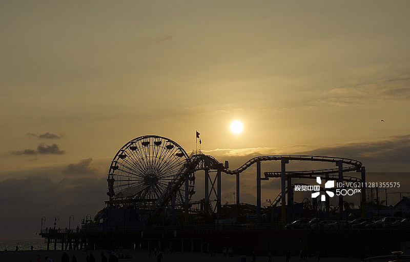加州圣莫尼卡码头的日落图片素材