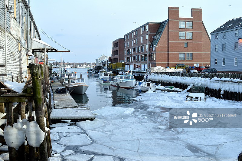 缅因州波特兰的冰冷码头图片素材