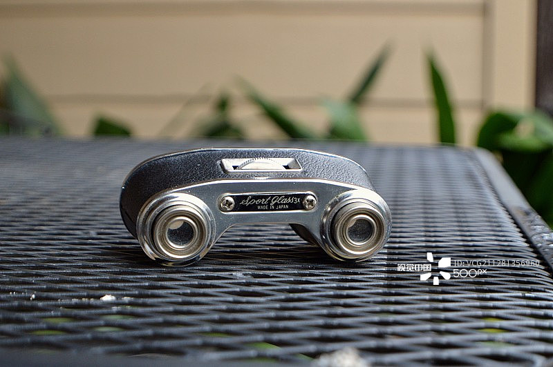 怀旧的童年双筒望远镜图片素材