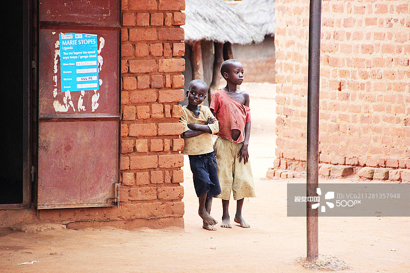 乌干达基特古姆的儿童图片素材
