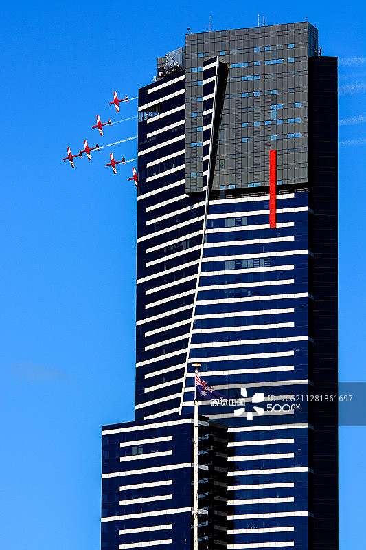 紧密队形图片素材