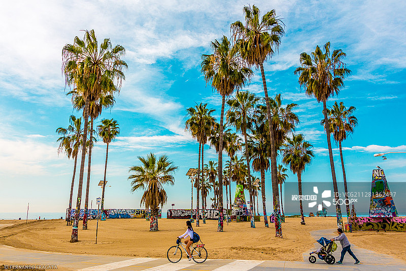 星期日骑行图片素材