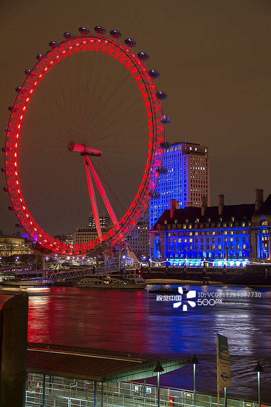 夜幕下的威斯敏斯特图片素材