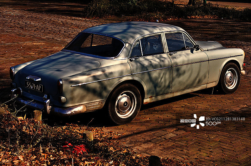 沃尔沃汽车在亚马逊图片素材