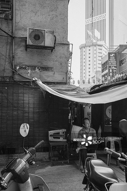 男人在吉隆坡的星期天图片素材