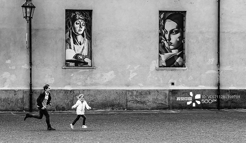 跑起来…图片素材