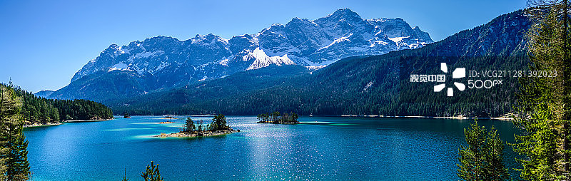 艾布湖和楚格峰图片素材
