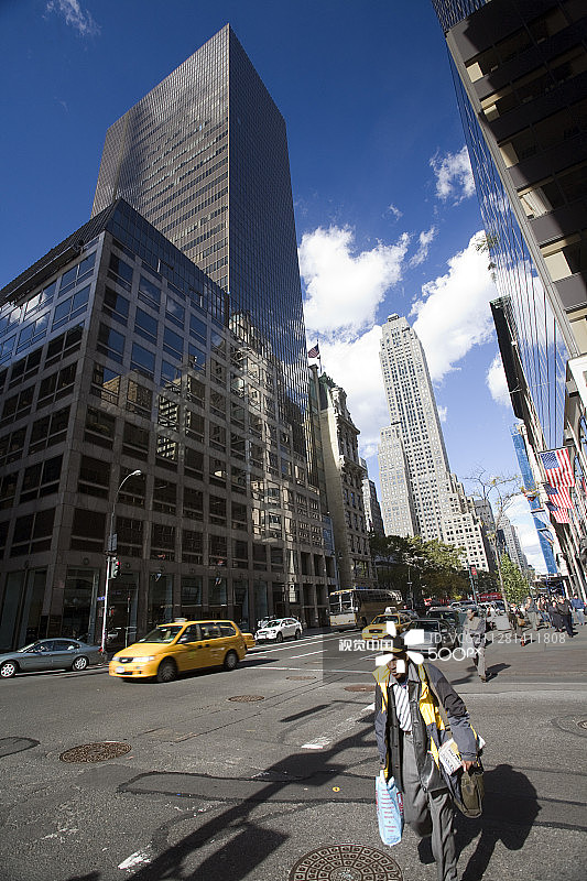 纽约第五大道汇丰银行大厦视角图片素材