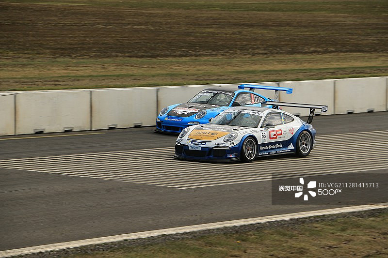 卡雷拉杯中的保时捷赛车图片素材