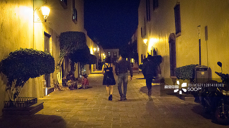 克雷塔罗美丽的夜晚图片素材