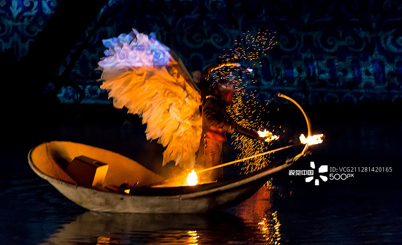 火河行舟图片素材