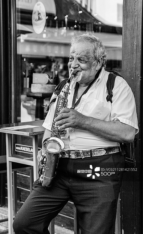 钢琴男人图片素材