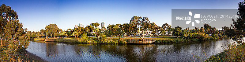 特拉维夫（亚孔河）全景图片素材