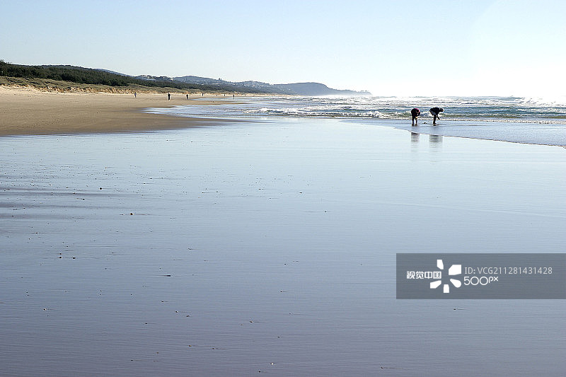 澳大利亚昆士兰州东南部的佩里吉安海滩的清晨图片素材