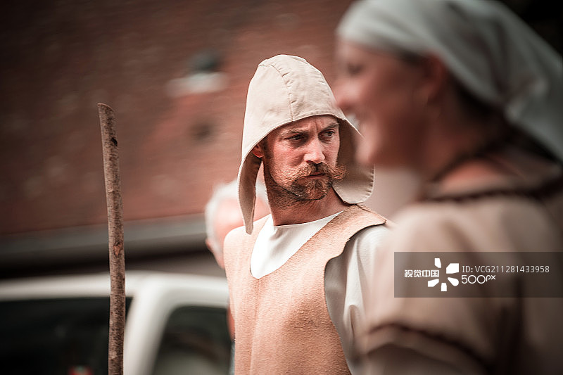 法国沙特努瓦的中世纪狂欢节图片素材