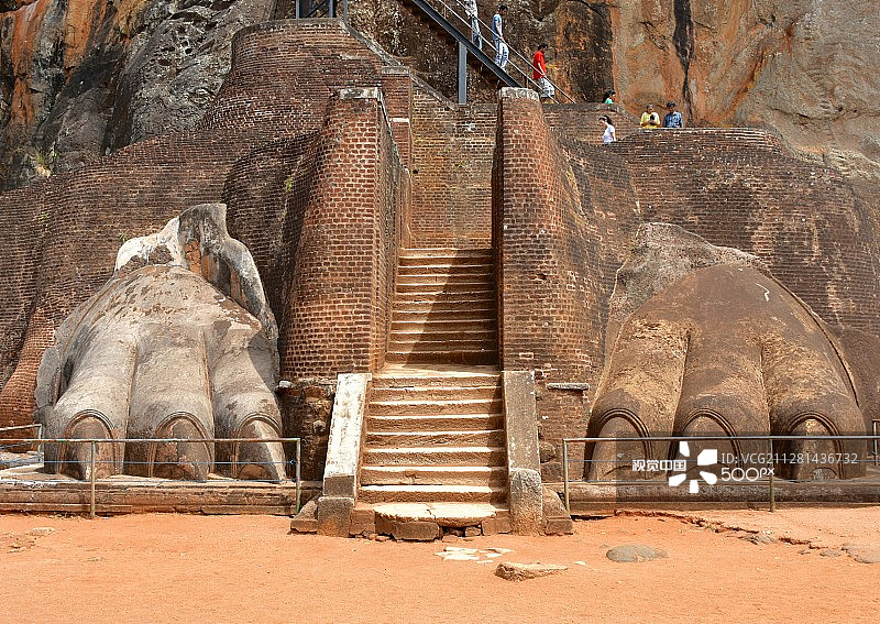 锡吉里耶狮子入口图片素材