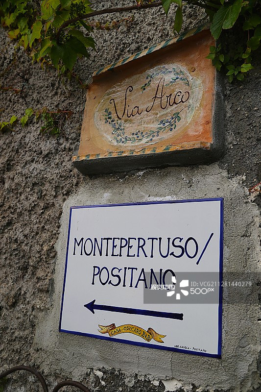 波西塔诺路标图片素材