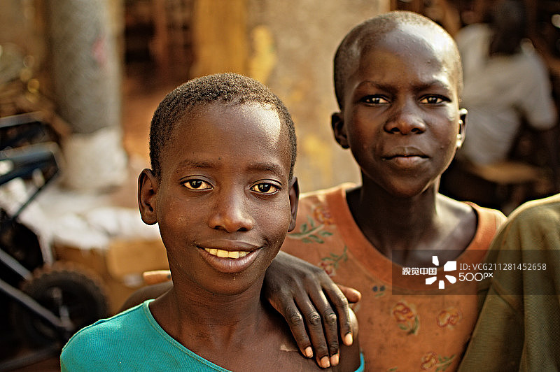 乌干达金贾的街头男孩图片素材