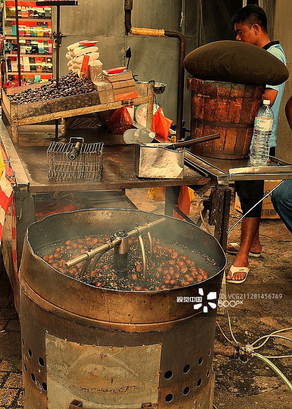 烤栗子图片素材