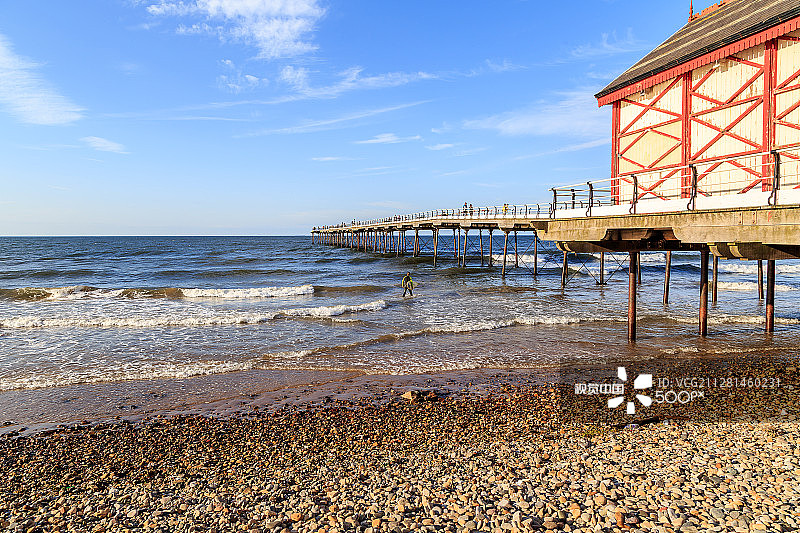 七月的海边盐burn图片素材