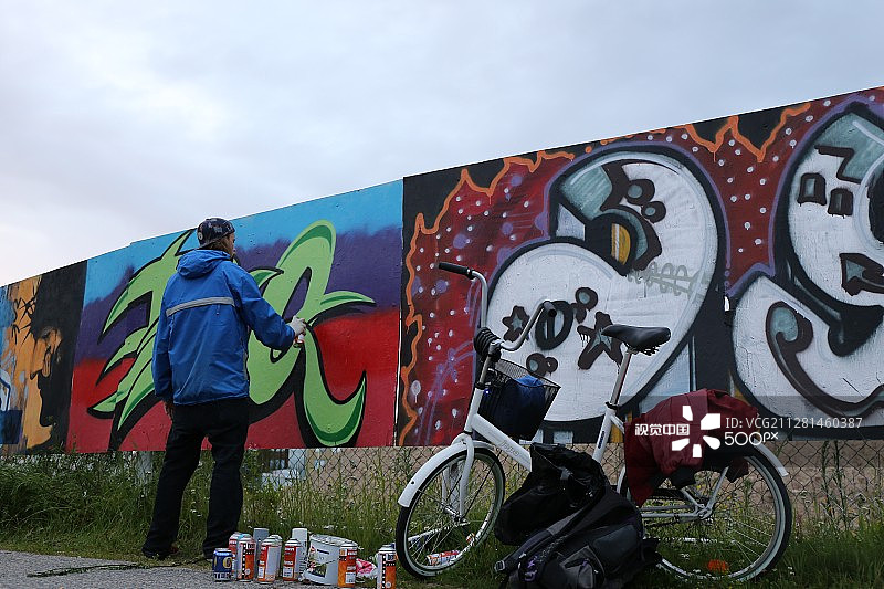 街头涂鸦艺术家图片素材