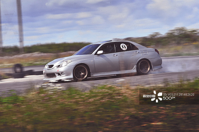 丰田漂移轿车图片素材