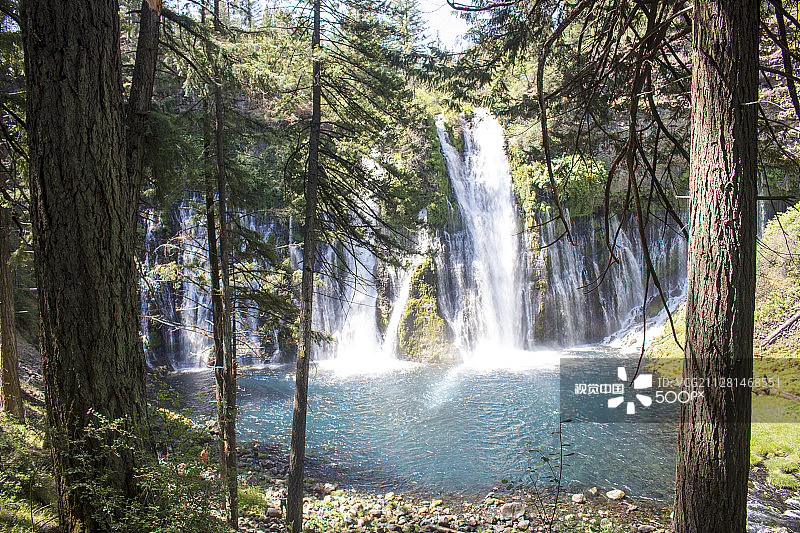 伯尼瀑布图片素材