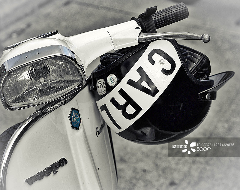 白色Vespa图片素材