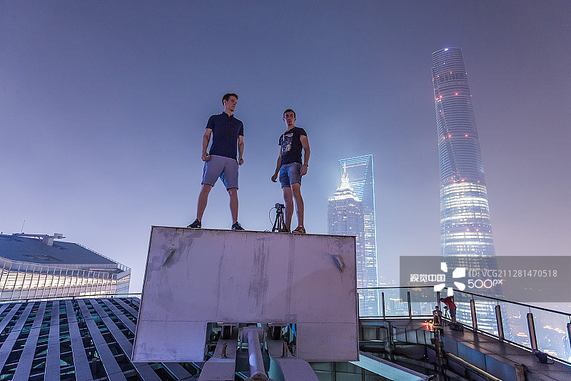 在上海陆家嘴汇丰银行大厦顶层图片素材