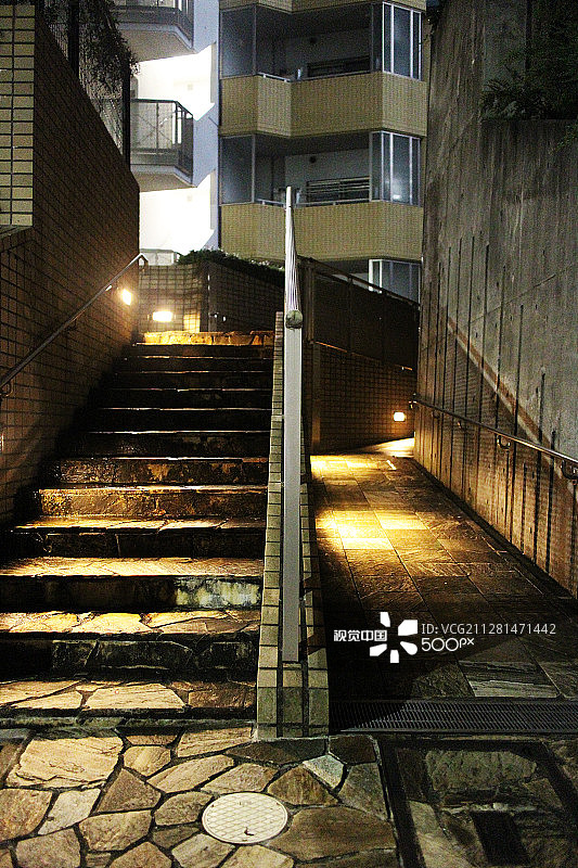 通往何处的阶梯？图片素材